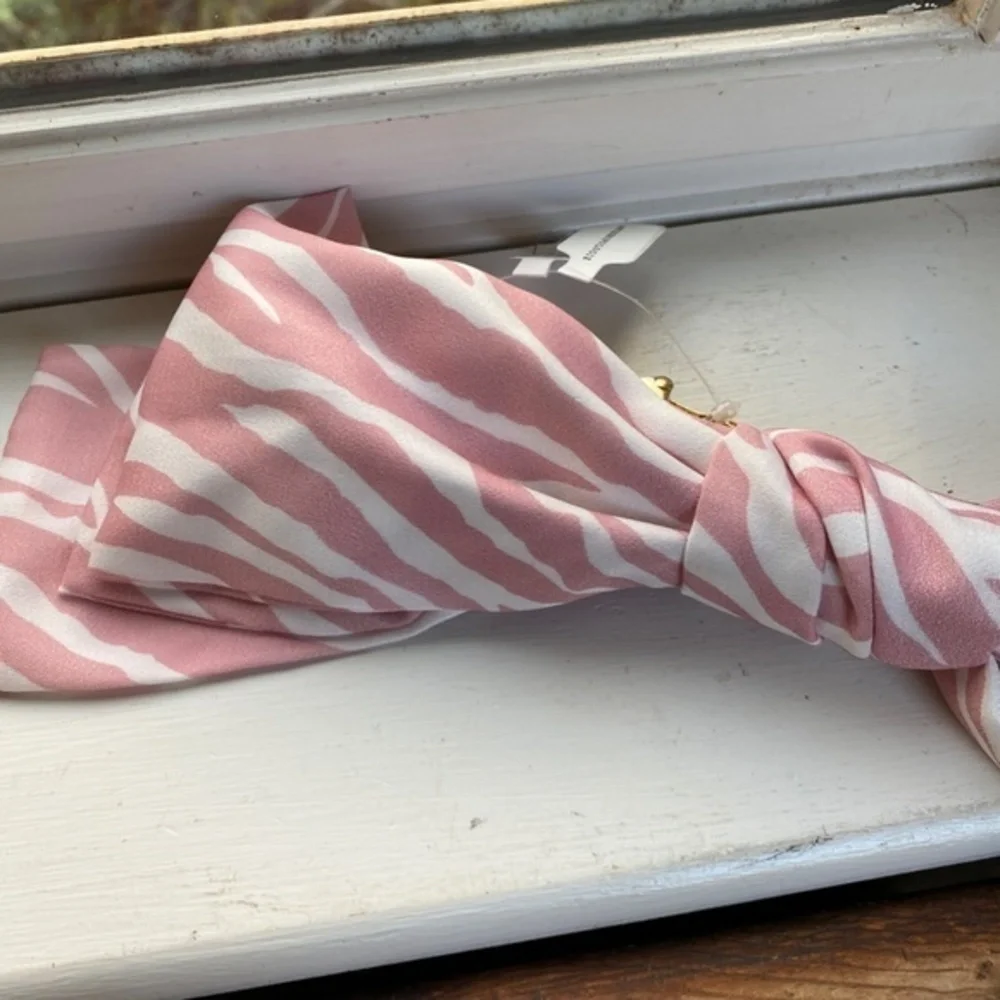 Anthropologie Pink Zebra  Printed Bow Barrette